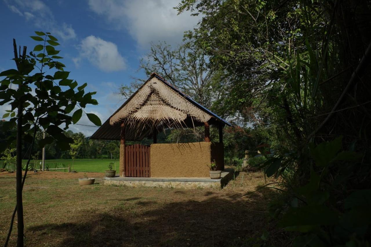 Agoura Hills Hotel Kurunegala Kültér fotó