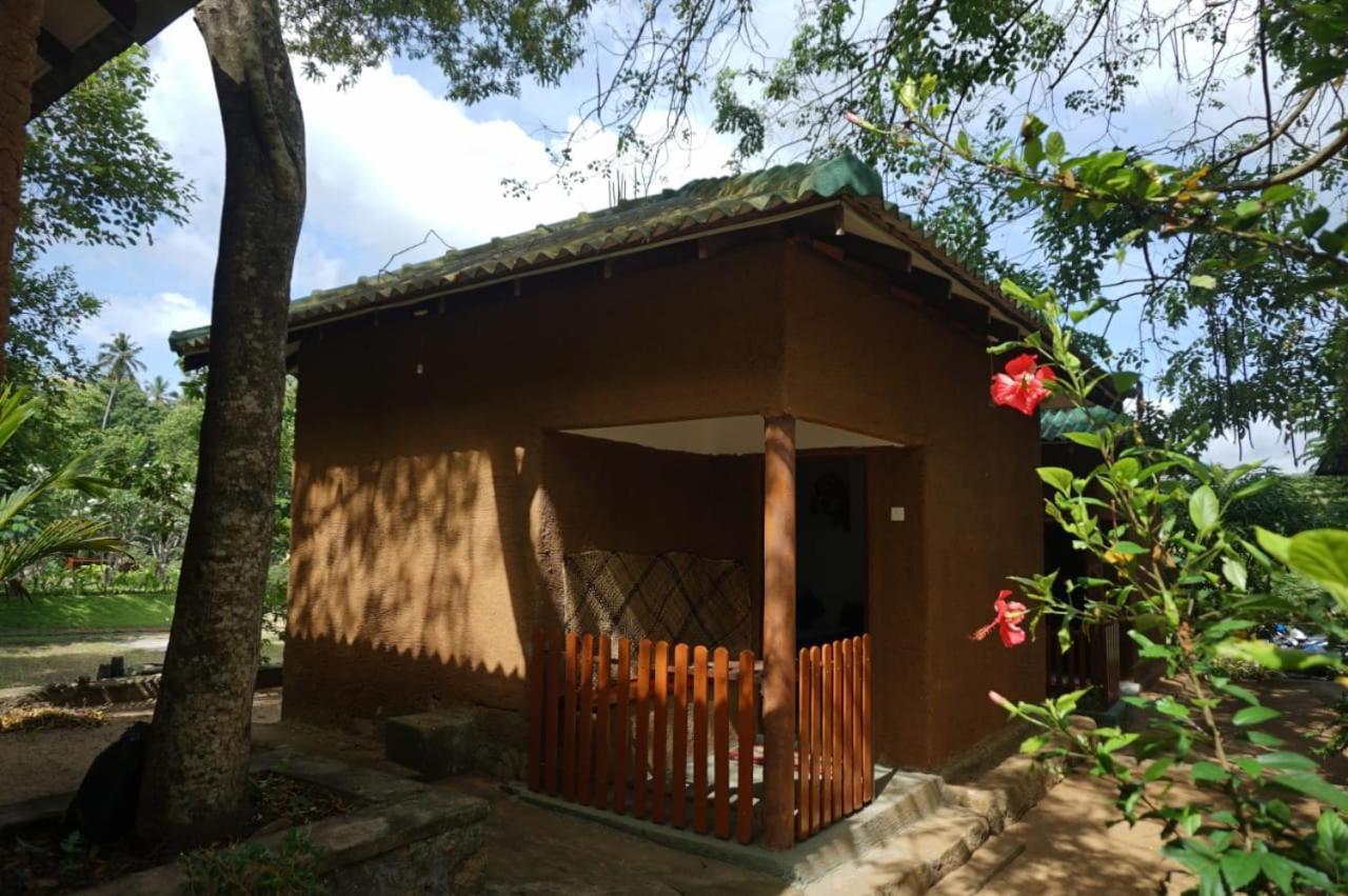 Agoura Hills Hotel Kurunegala Kültér fotó